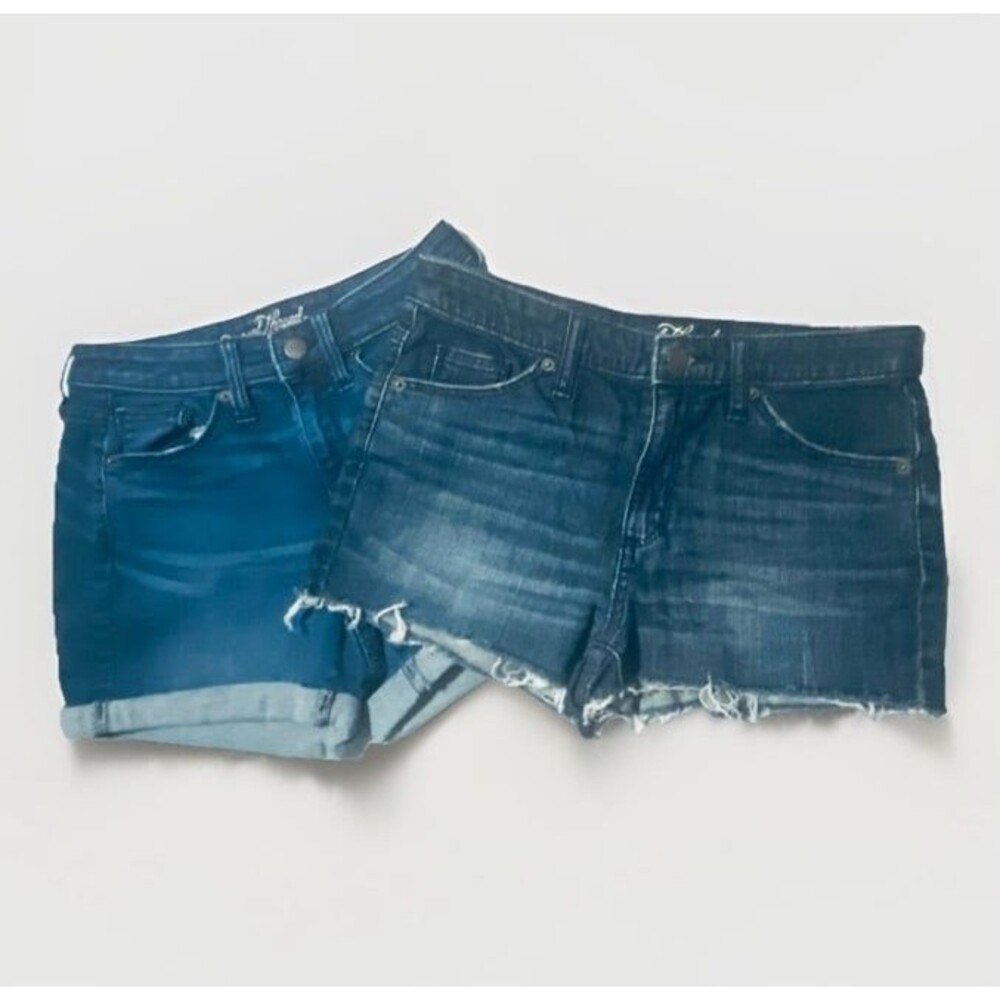 Universal Thread Blue Denim Shorts Duo 2 pairs Rolled & Raw hem Size 4/27
